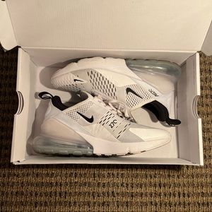 Women’s Nike Air Max 270